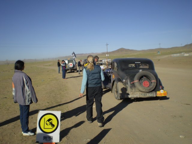 startoftimetrialwestofbayanhongor.jpg